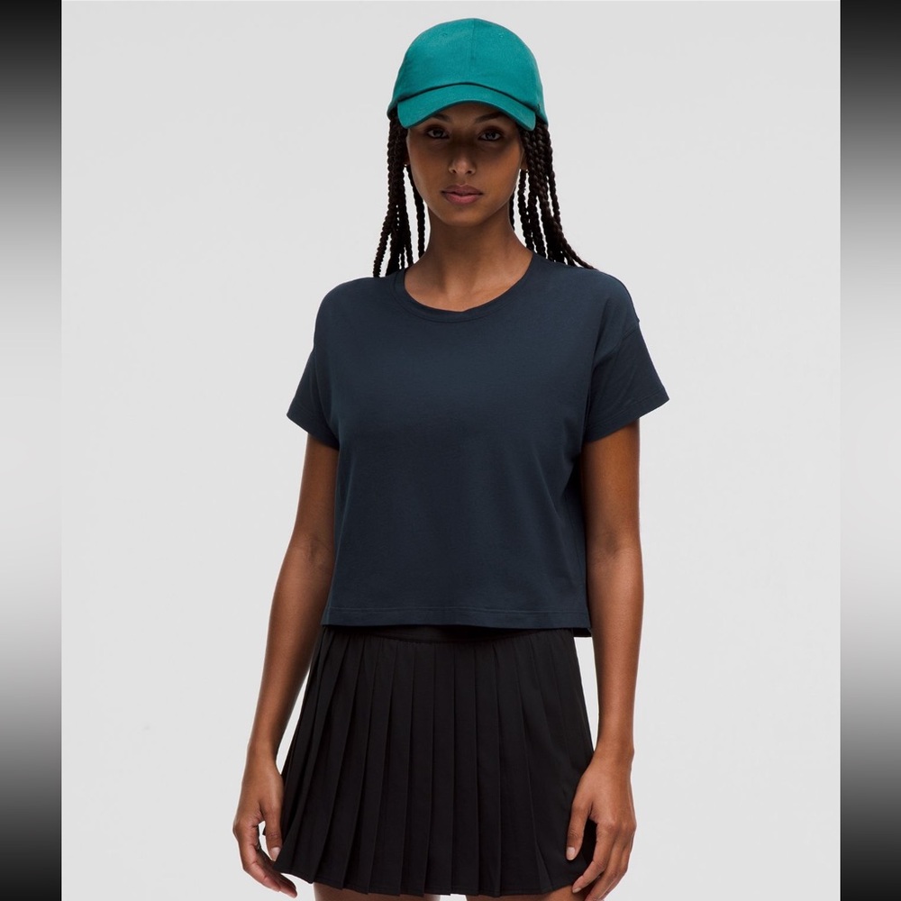 Lululemon Cates T-Shirt in True Navy